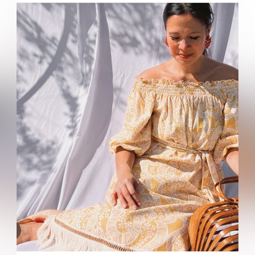 Off-Shoulder Yellow Paisley Midi Dress with Fringe - Picture 5 of 13
